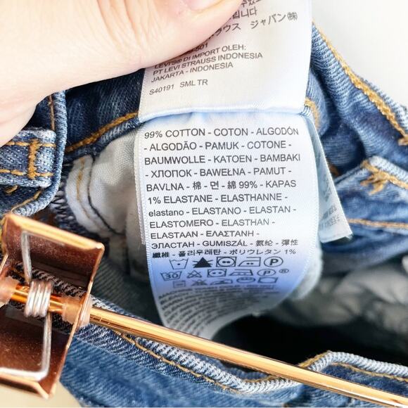 LEVI’S Wedgie Jeans Rigid Fit Blue Wash 25 - Picture 6 of 9